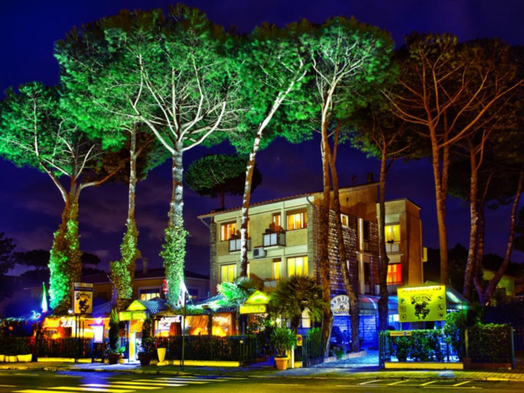 Hotel Il Cavaliere Nero Tirrenia Exterior photo